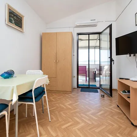 Apartment By The Sea Bibinje, Zadar - 22508 *
